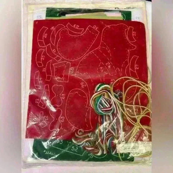 Bucilla Vintage Christmas Heirloom He's Making A List Jeweled Stitchery Stocking - Picture 4 of 5